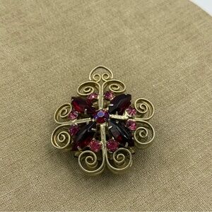 Elegant large Gold and Red glass prong set Floral pendant